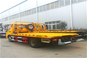 霍邱附近拖车救援搭电