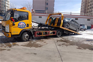 霍邱救援拖车费用怎么算